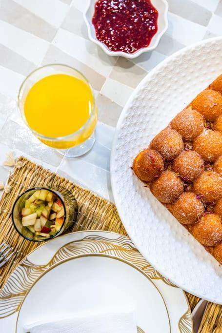 Macan Exclusive And Trendy Chich Breakfast Incl Marrakesch